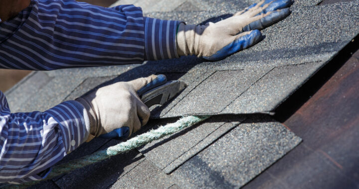 If your roof needs to be replaced, you want to recognize right away to prevent any serious accidents. Here are 3 sure warning signs you need a new roof.