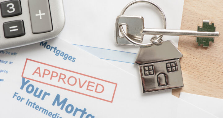 What are the best mortgage loan types and features for first-time home buyers? Check out this guide to find out your best options.