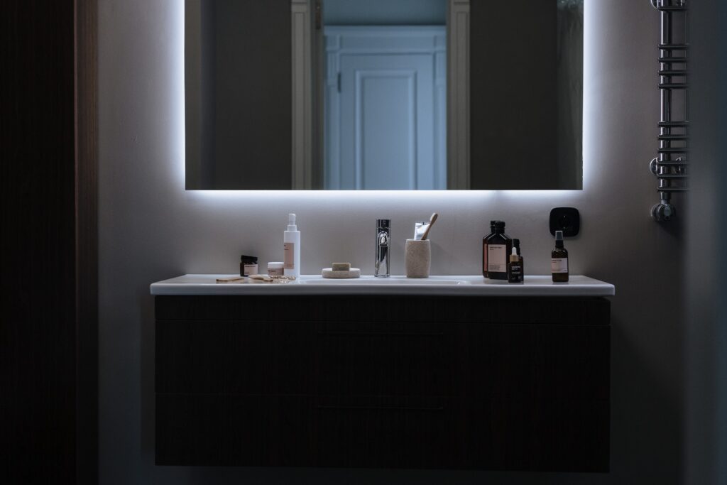 led mirror